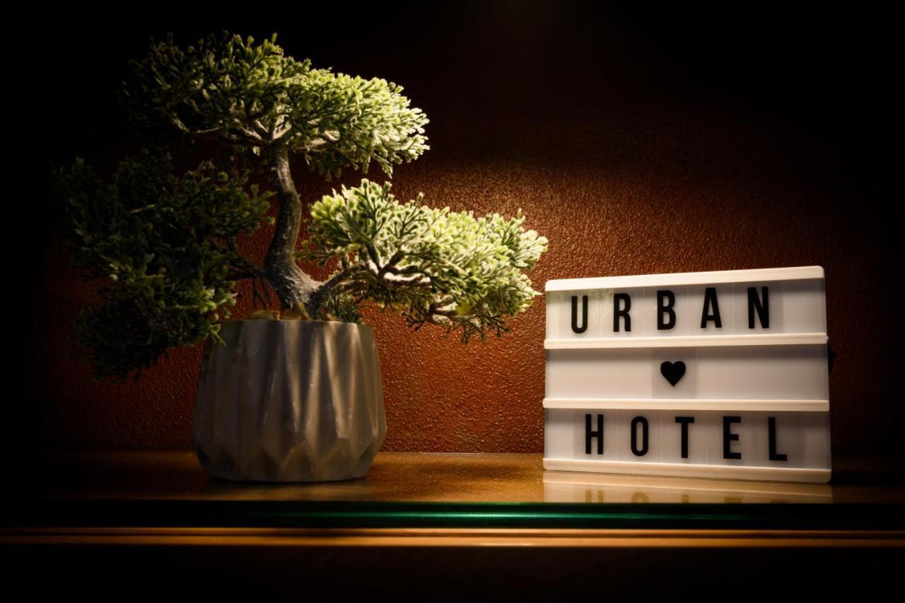 Hotel Urban Бая-Маре Экстерьер фото
