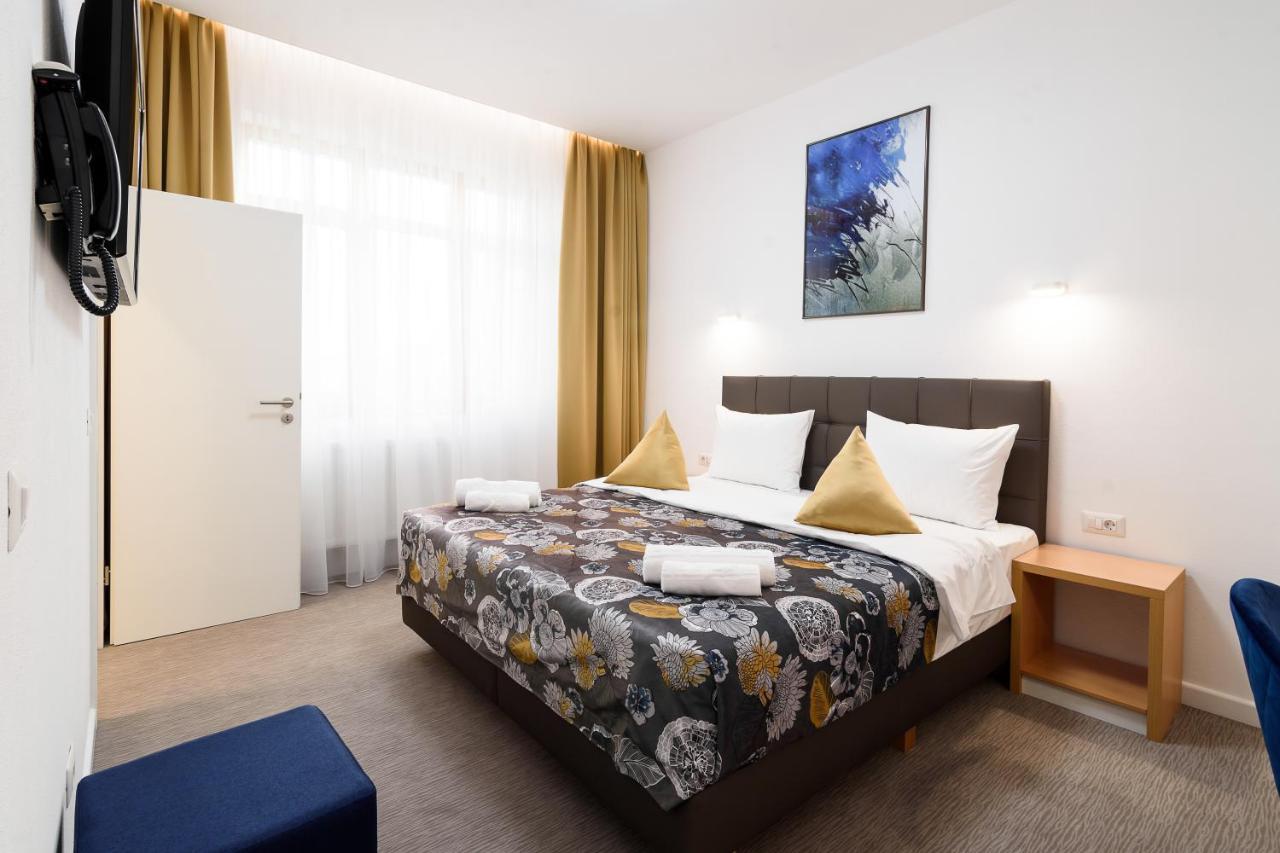 Hotel Urban Бая-Маре Экстерьер фото