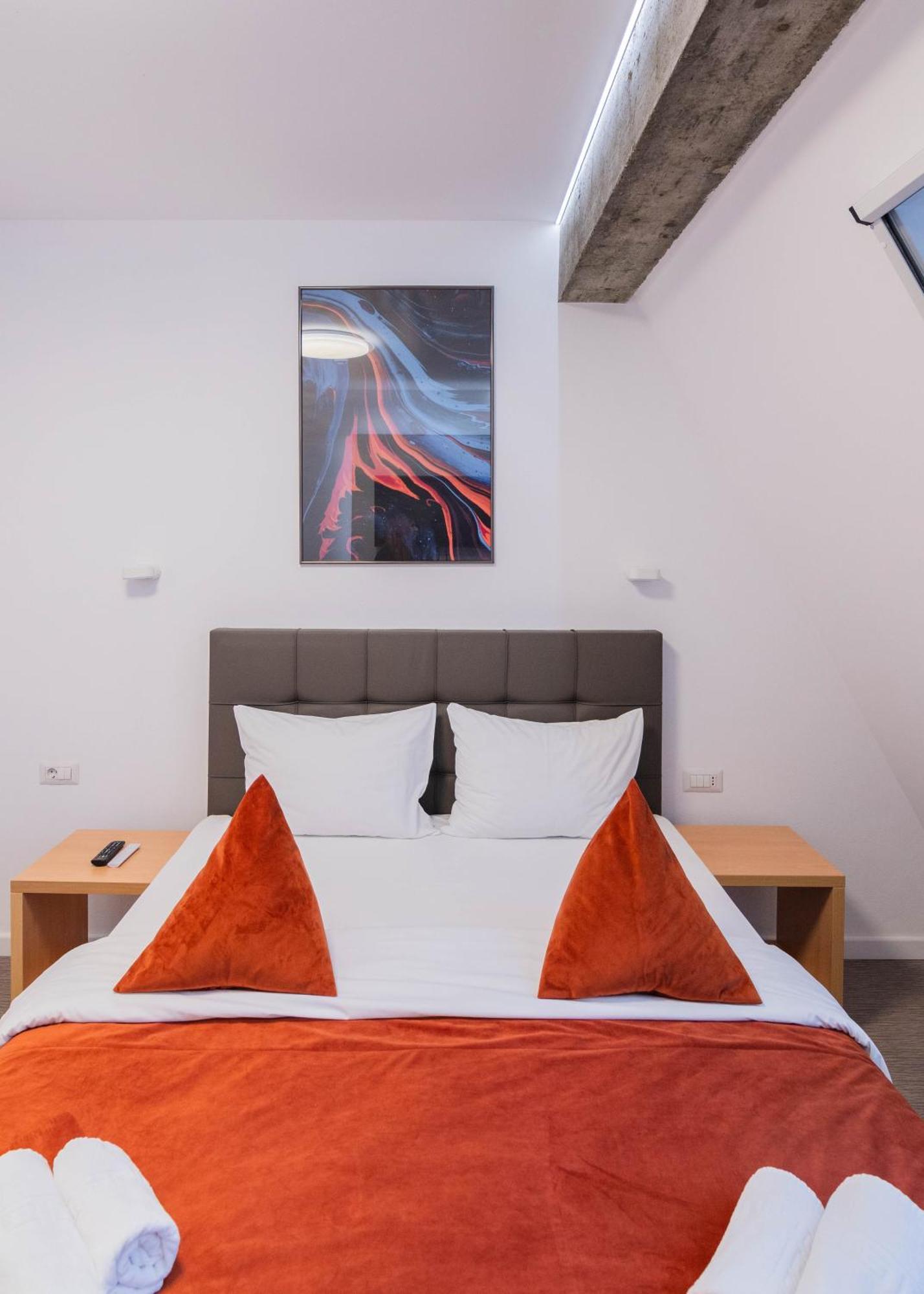 Hotel Urban Бая-Маре Экстерьер фото