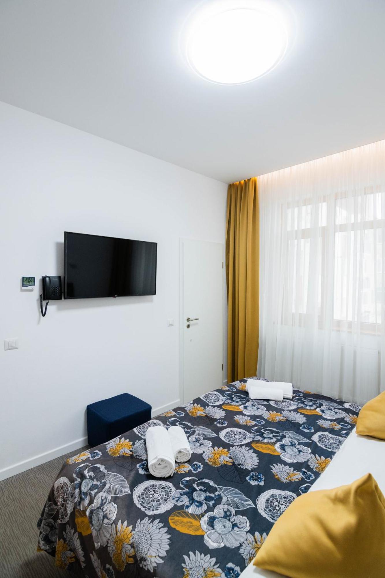 Hotel Urban Бая-Маре Экстерьер фото